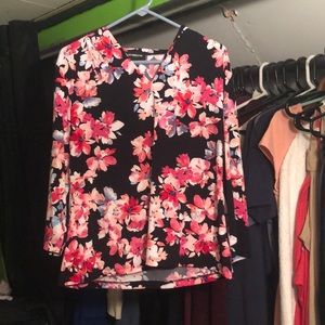 Floral top